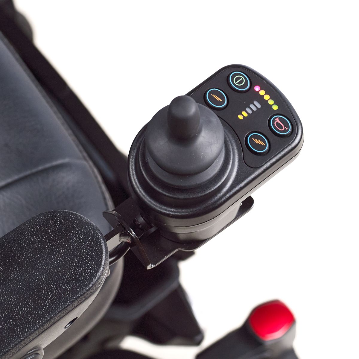 Detalle del joystick de control de la silla eléctrica Spider R140